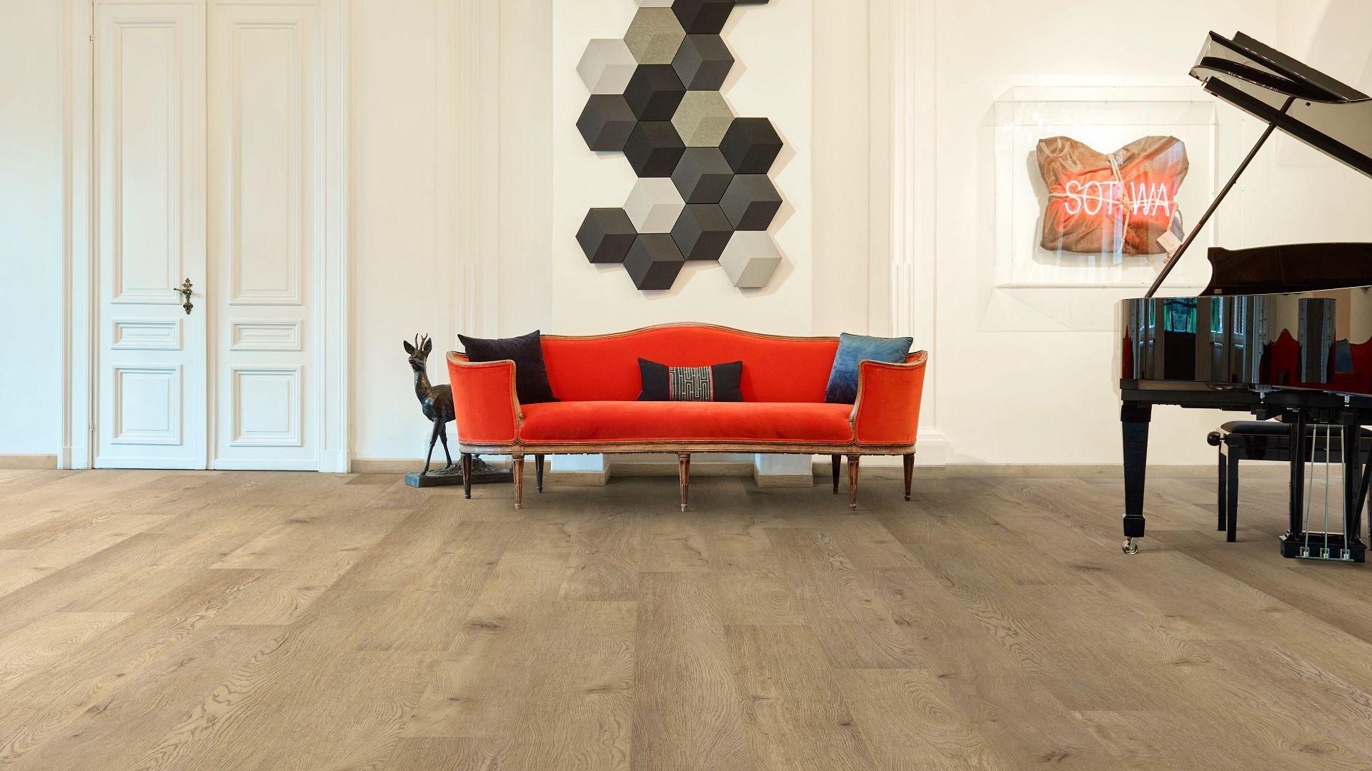 50 LVREXL 2557 evp vinyl flooring roomscene XL-END 50 LVREXL 2557